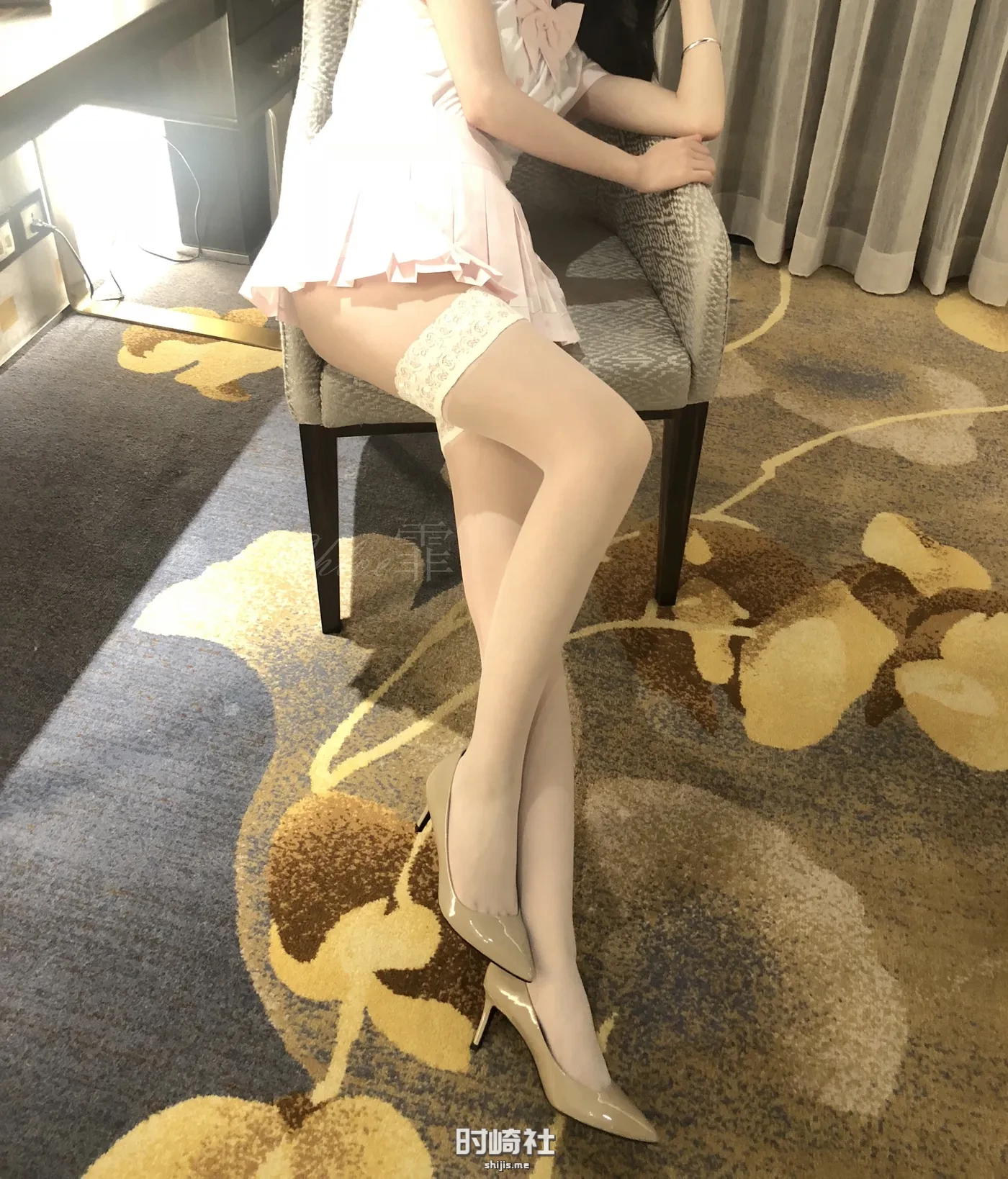 Chloe霏霏-美足丝袜写真套图下载 写真合集 第5张